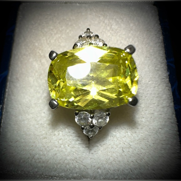 Faux Citrine Crystal with CZs - Picture 1 of 8